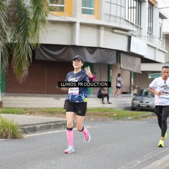 Runner Photo 7999118