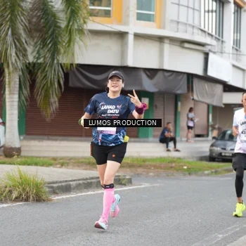 Runner Photo 7999123