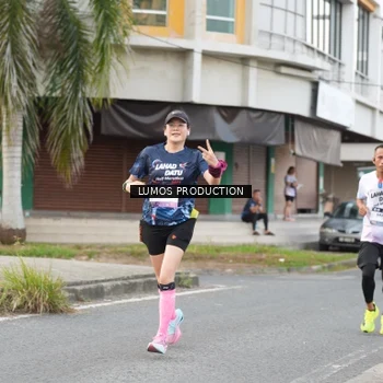 Runner Photo 7999125