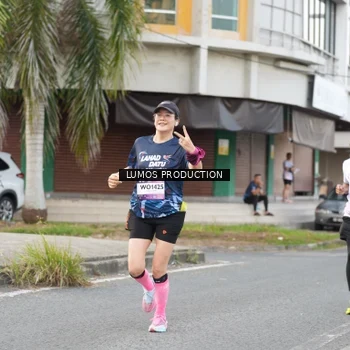 Runner Photo 7999128