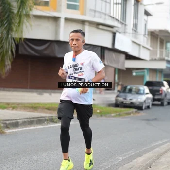 Runner Photo 7999144