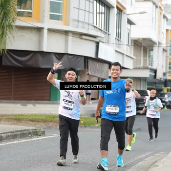 Runner Photo 7999156