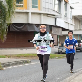 Runner Photo 7999167