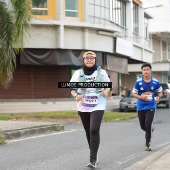 Runner Photo 7999168
