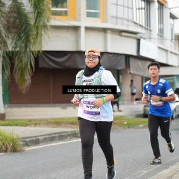Runner Photo 7999178