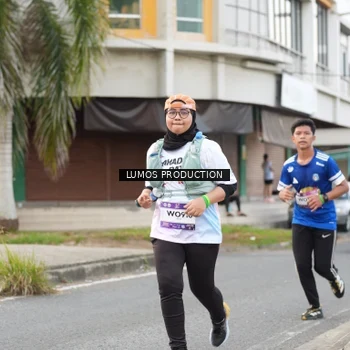 Runner Photo 7999180