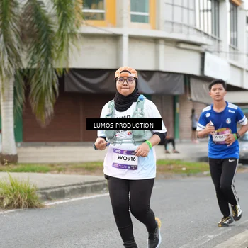 Runner Photo 7999183