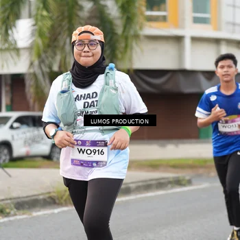 Runner Photo 7999191
