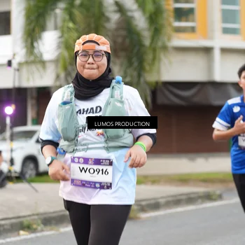 Runner Photo 7999192