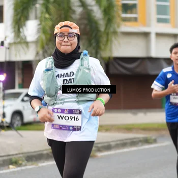 Runner Photo 7999197