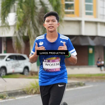 Runner Photo 7999202