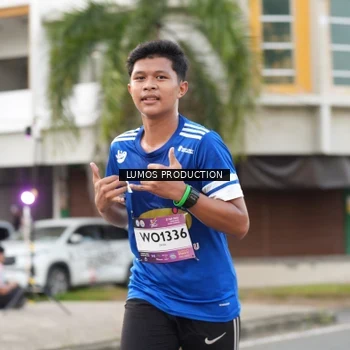 Runner Photo 7999207