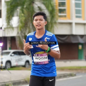 Runner Photo 7999209