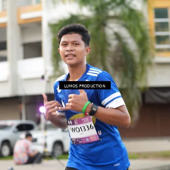 Runner Photo 7999211