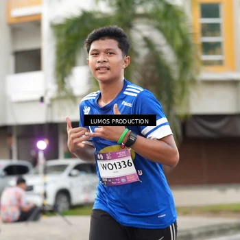 Runner Photo 7999212