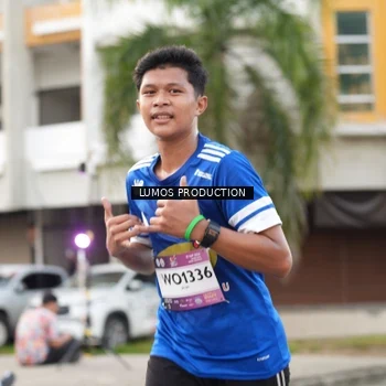 Runner Photo 7999214
