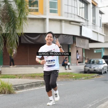 Runner Photo 7999223