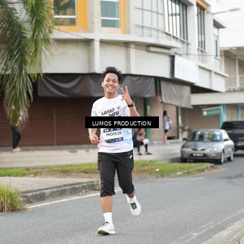 Runner Photo 7999224