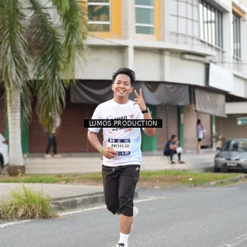 Runner Photo 7999230