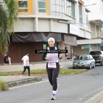Runner Photo 7999271