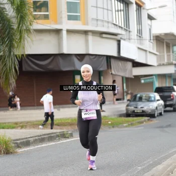 Runner Photo 7999272