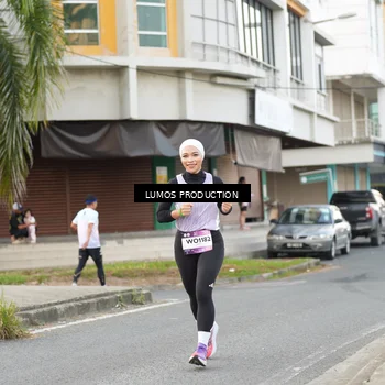 Runner Photo 7999274