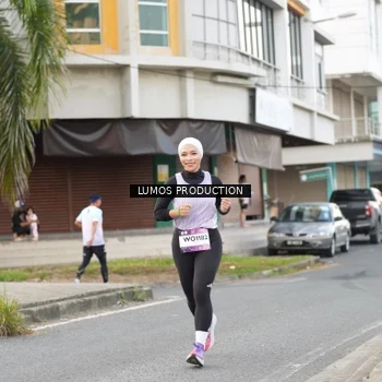 Runner Photo 7999276