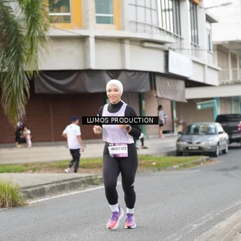 Runner Photo 7999277