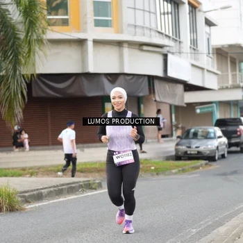 Runner Photo 7999278