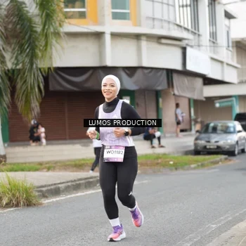 Runner Photo 7999281