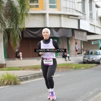 Runner Photo 7999287