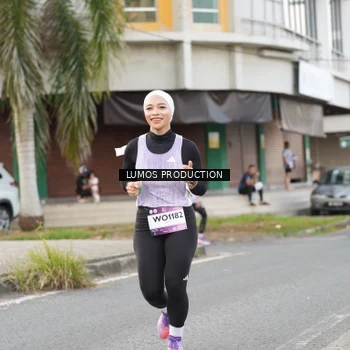 Runner Photo 7999295