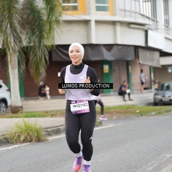 Runner Photo 7999301