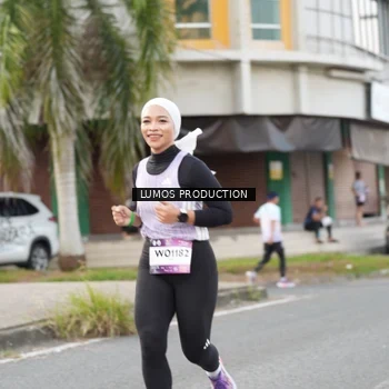 Runner Photo 7999302
