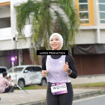 Runner Photo 7999304