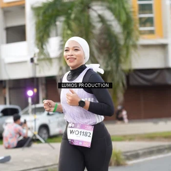Runner Photo 7999307
