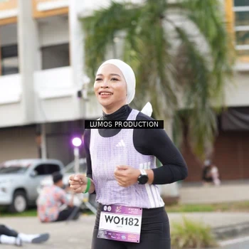 Runner Photo 7999312