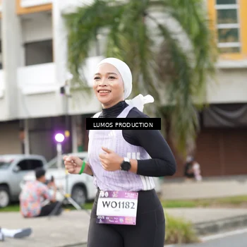 Runner Photo 7999313