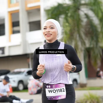 Runner Photo 7999314