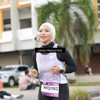 Runner Photo 7999320