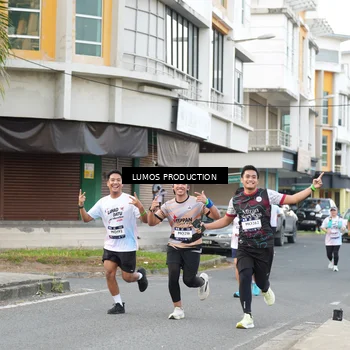 Runner Photo 7999329