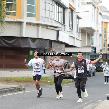 Runner Photo 7999333