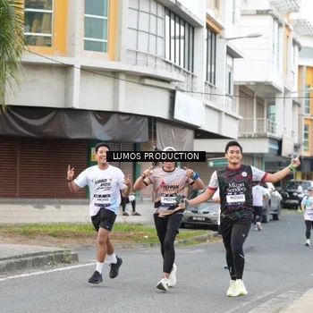 Runner Photo 7999335