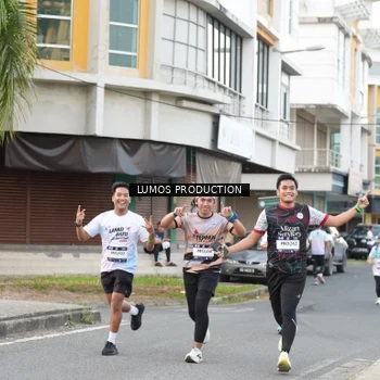 Runner Photo 7999337