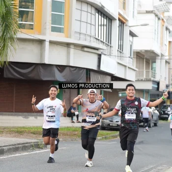 Runner Photo 7999341