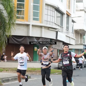 Runner Photo 7999352