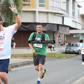 Runner Photo 7999374