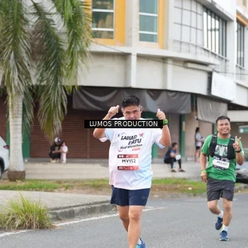 Runner Photo 7999378