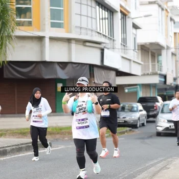 Runner Photo 7999387