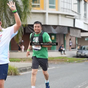 Runner Photo 7999394